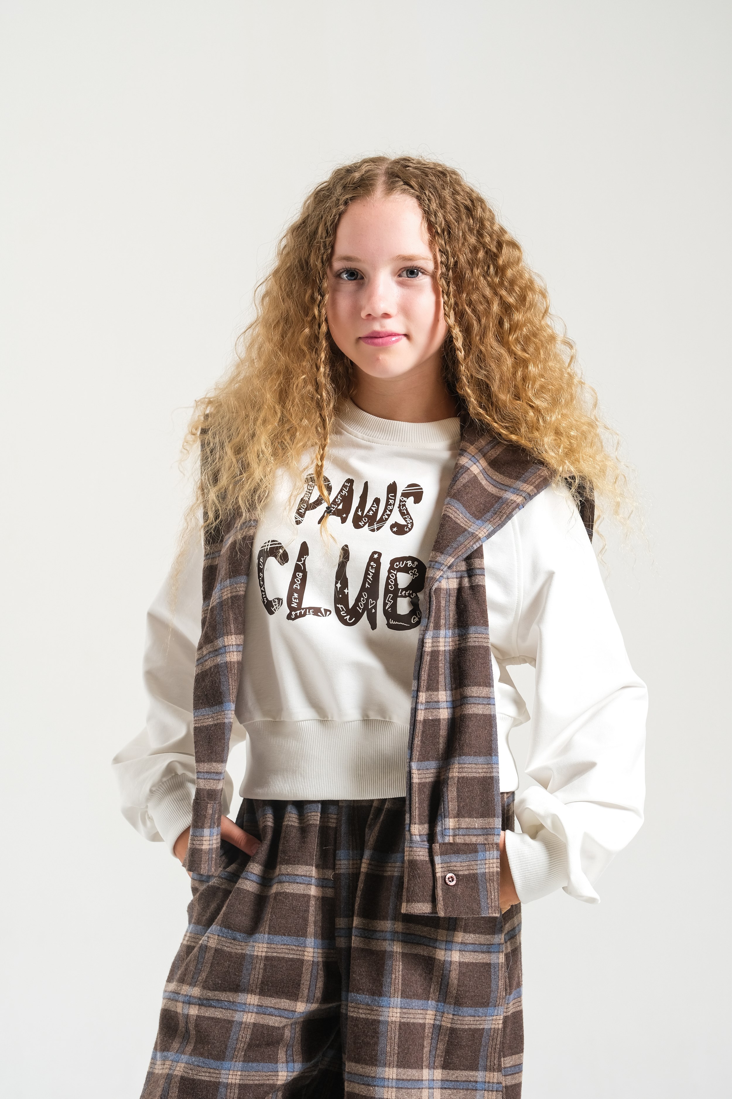 Paws Club Yazılı Ekose Şallı Kız Sweat - Kahverengi