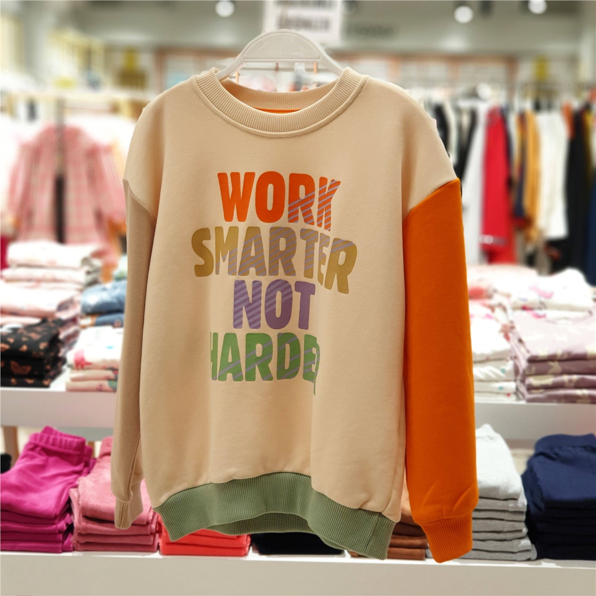 WORK YAZILI KIZ SWEAT