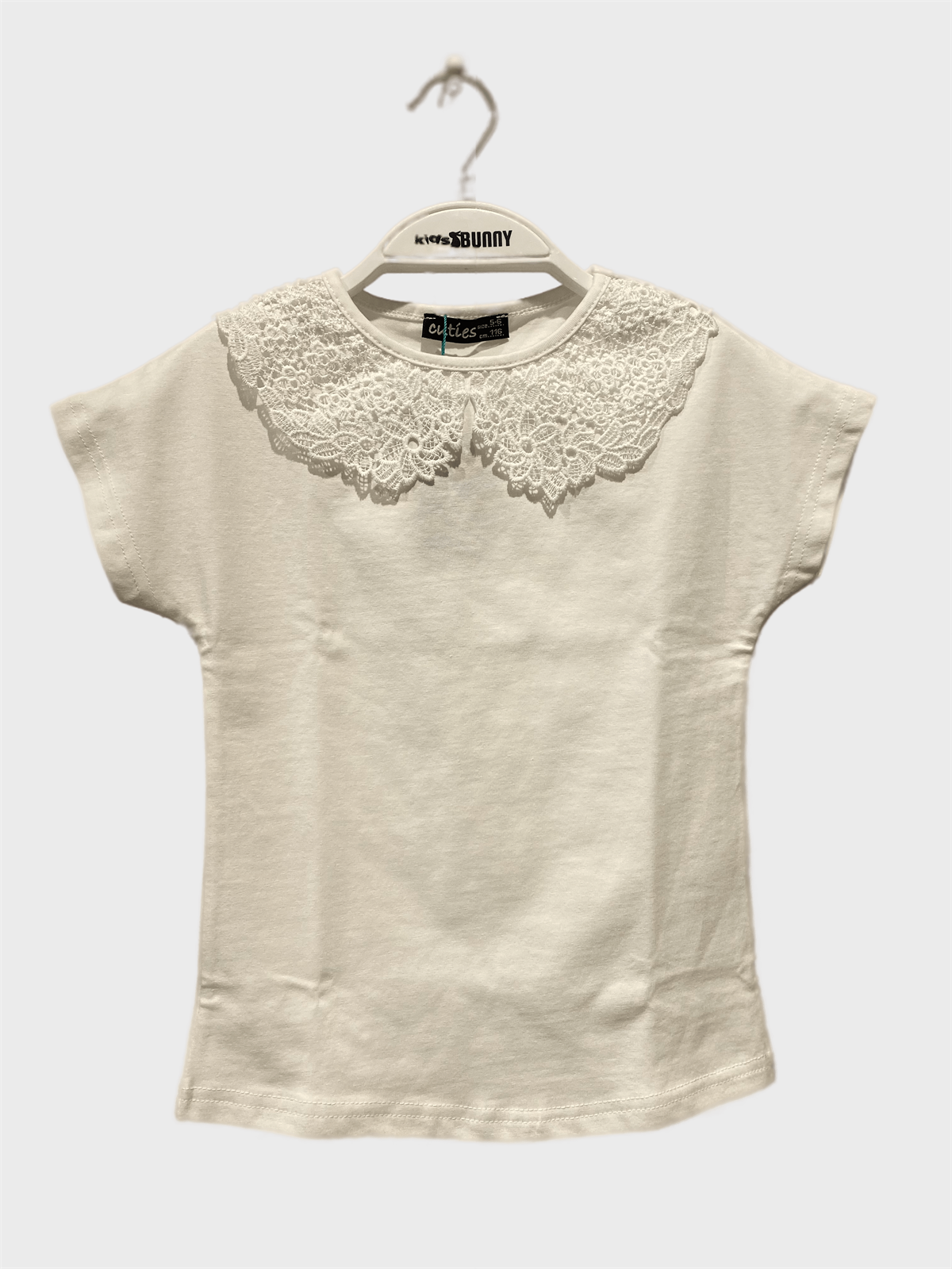 YAKASI DANTELİ T-SHIRT
