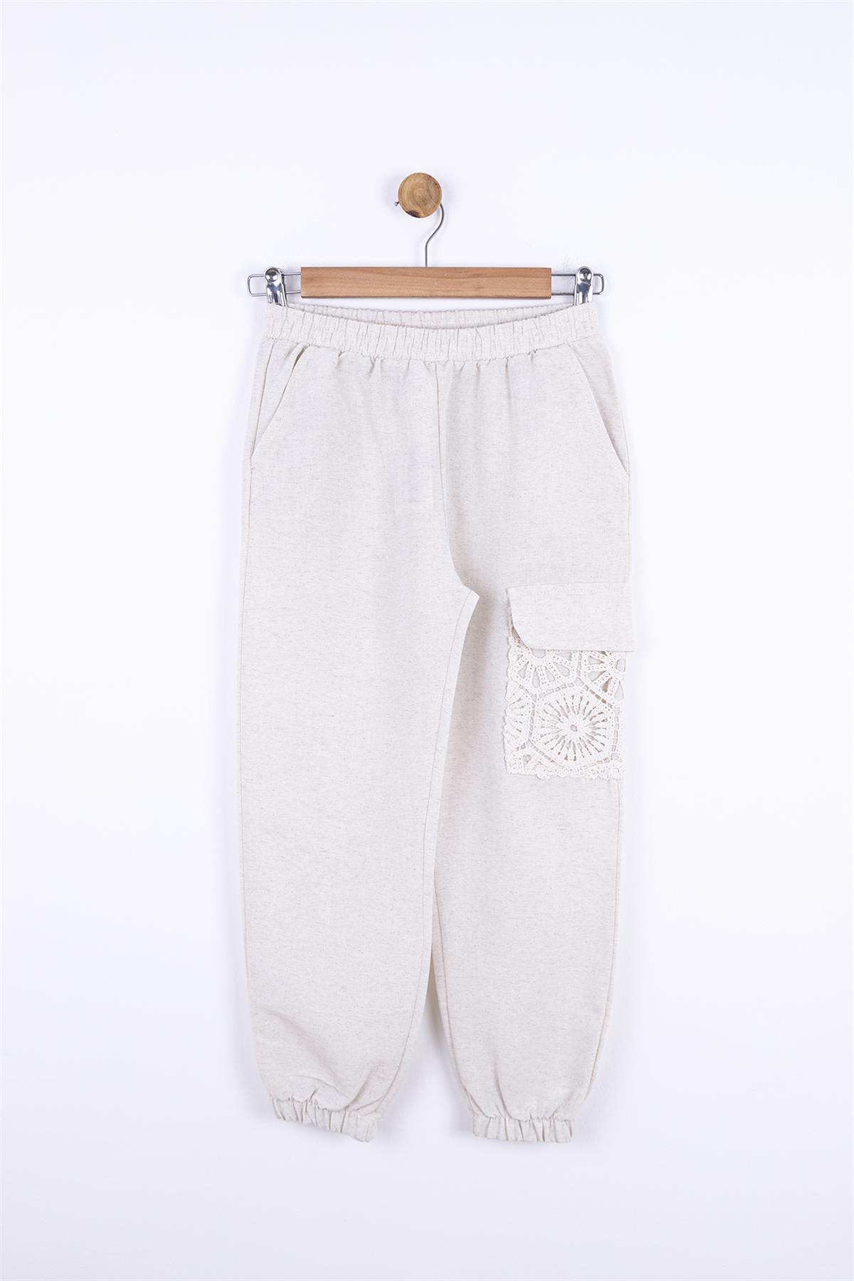 YANDAN DANTEL CEPLİ PANTALON