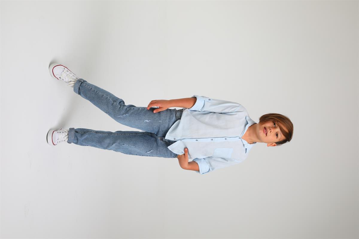 YIRTIK DETAYLI KOT PANTALON