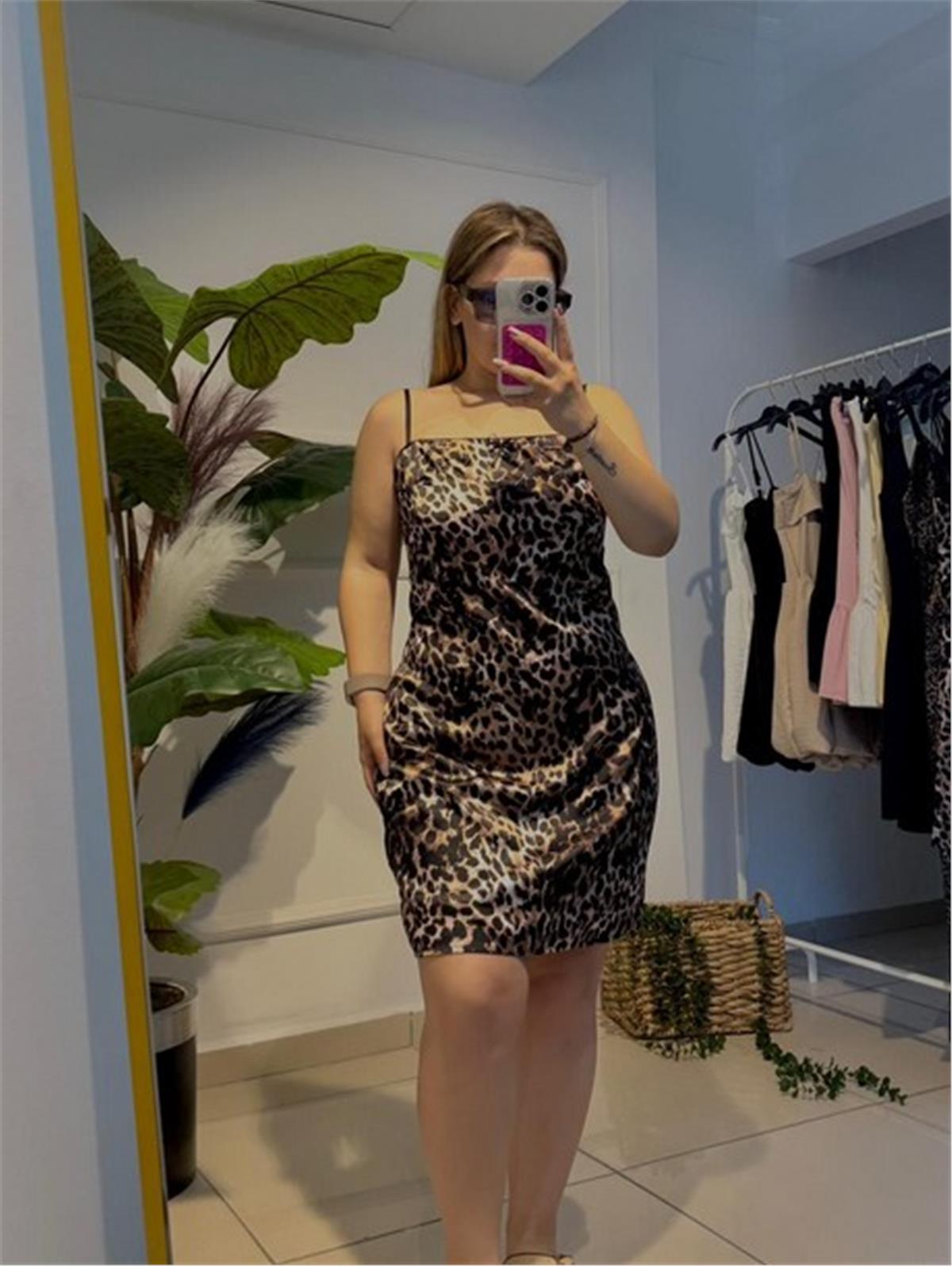 Askılı Leopar Desenli Mini Elbise