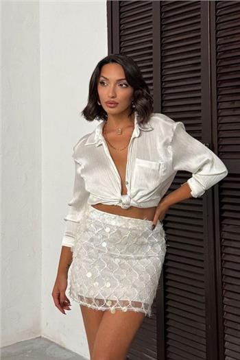 Pul Detaylı Beyaz Mini Etek