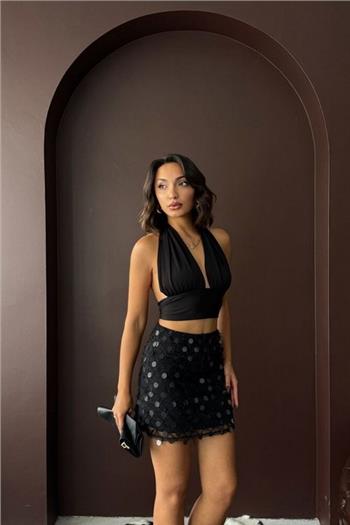 Pul Detaylı Siyah Mini Etek