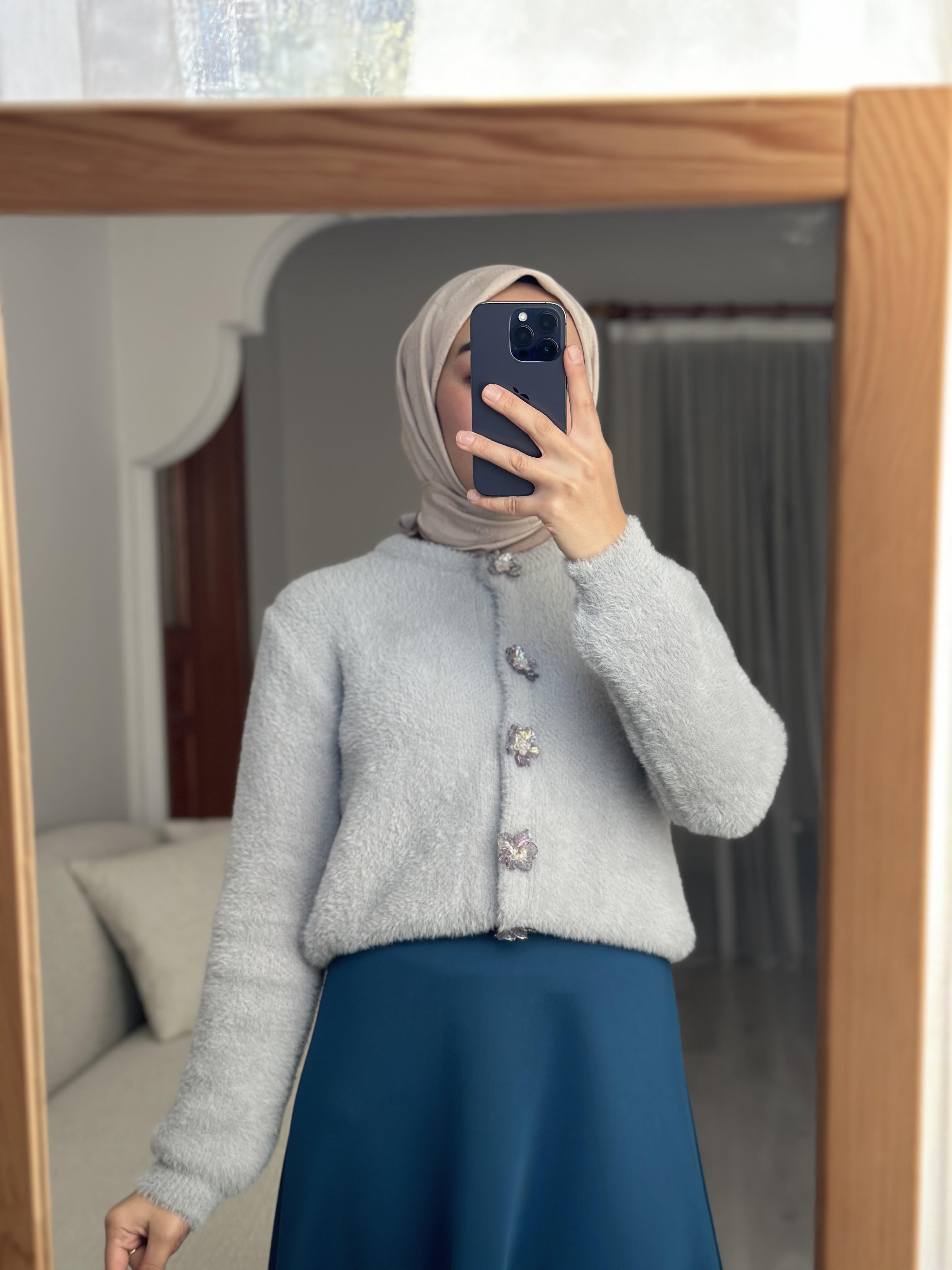 Bebe Mavisi Papatya Düğmeli Peluş Hırka