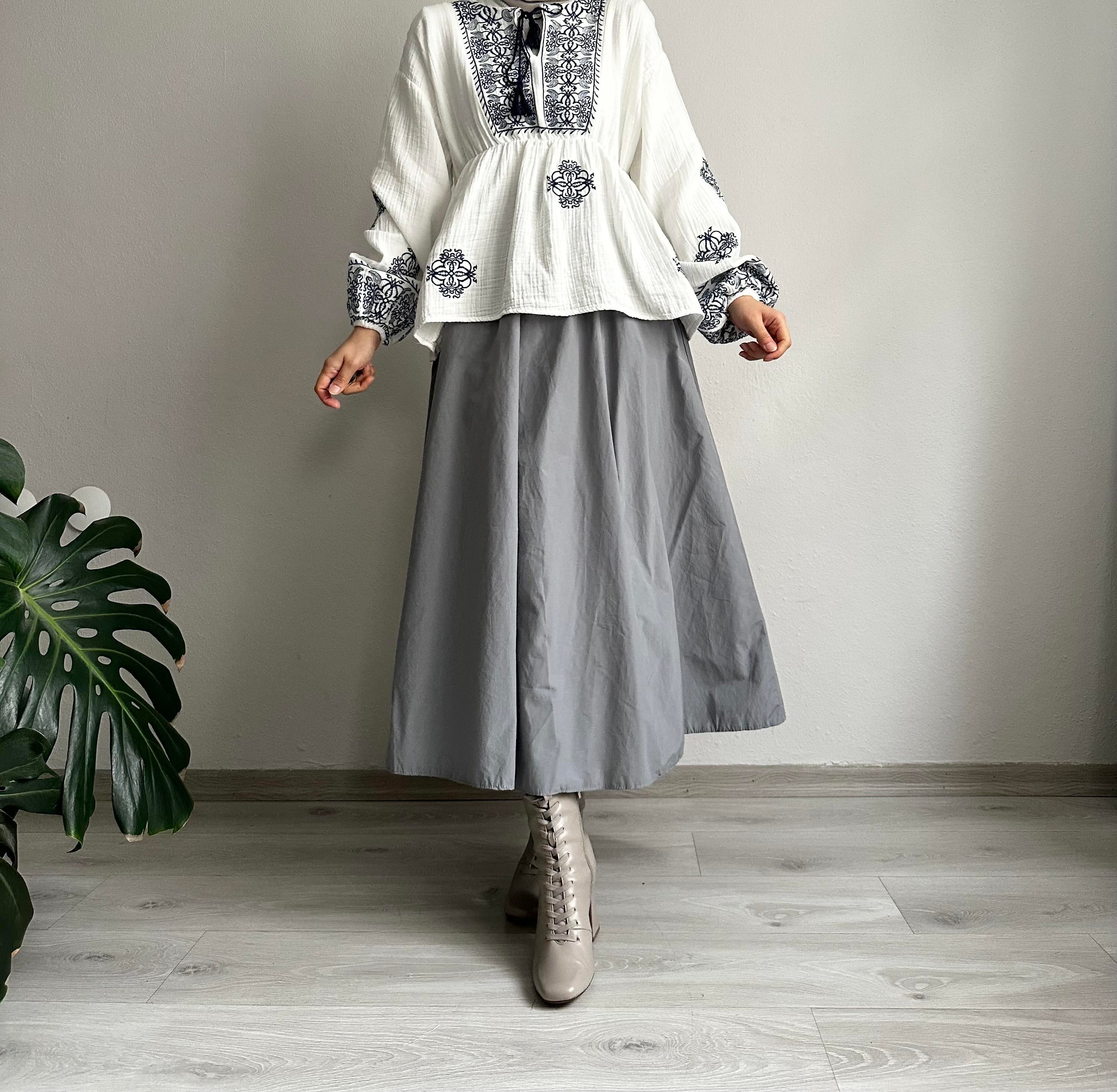 Gri Beli Lastikli Kloş Etek