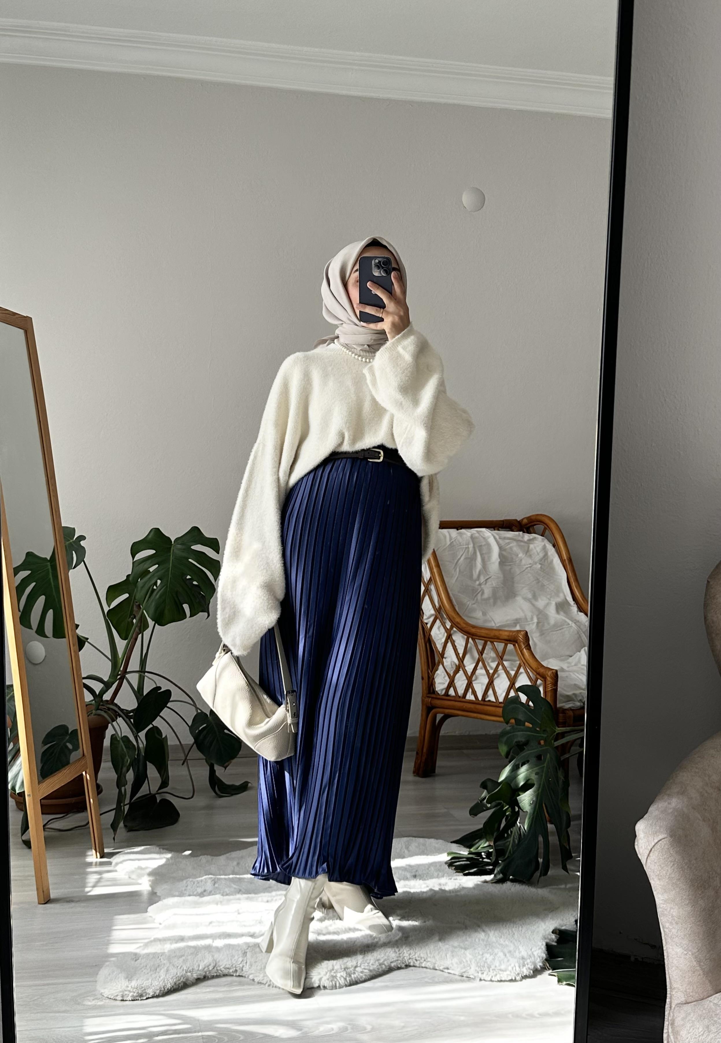 Lacivert İnce Pileli Saten Etek