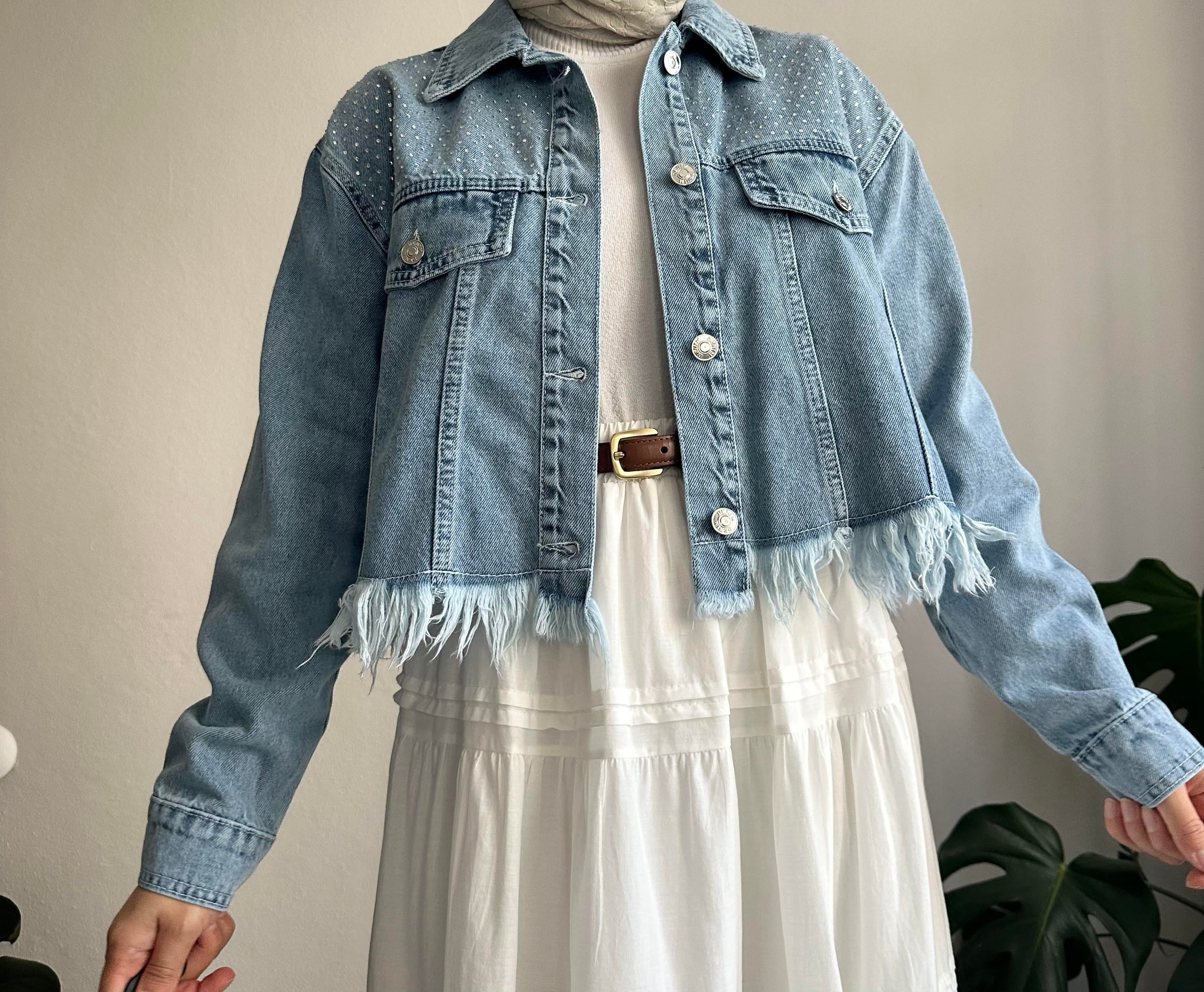 Mavi Püsküllü Kısa Kot Ceket