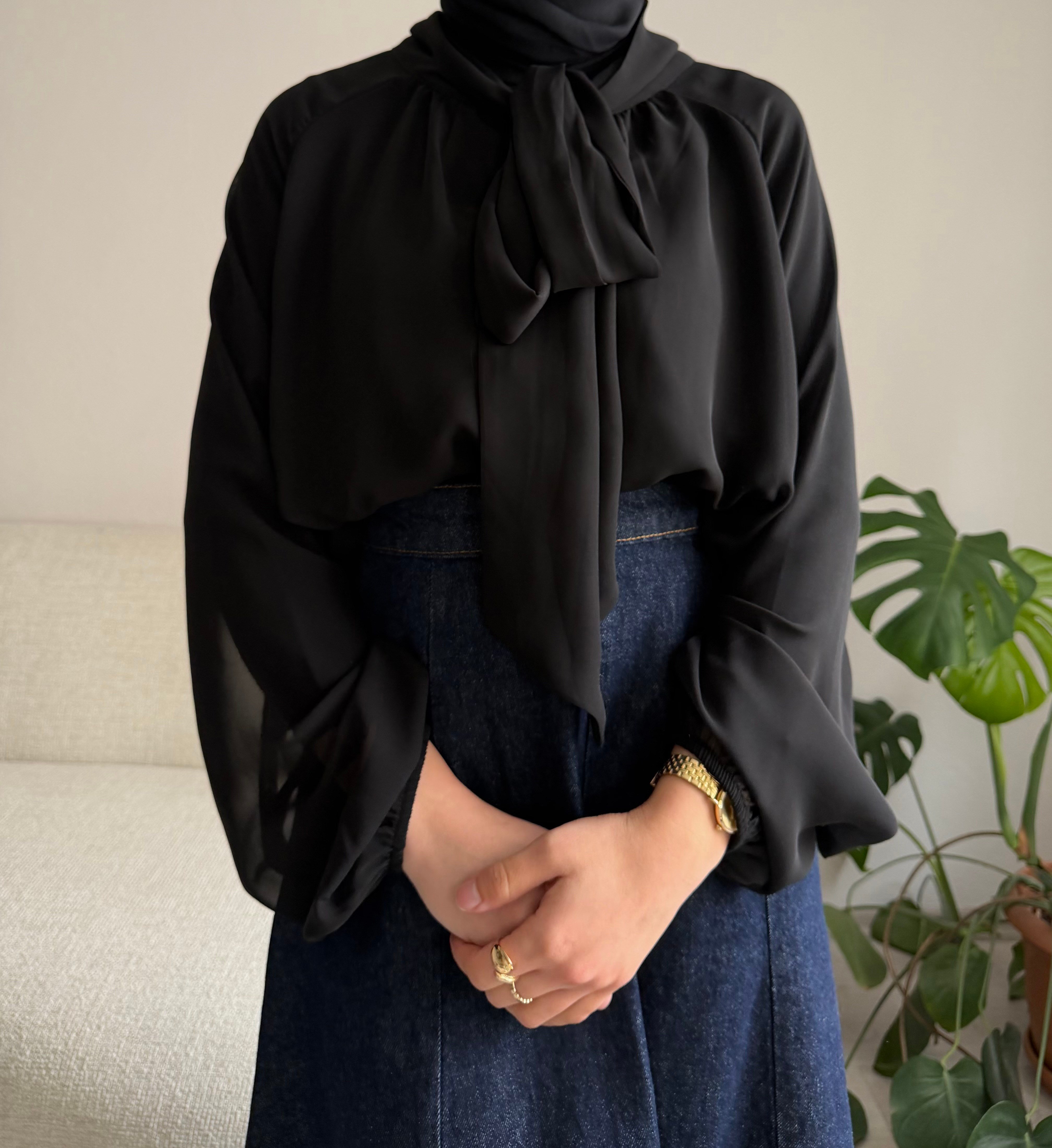 Siyah Fiyonklu Şifon Bluz