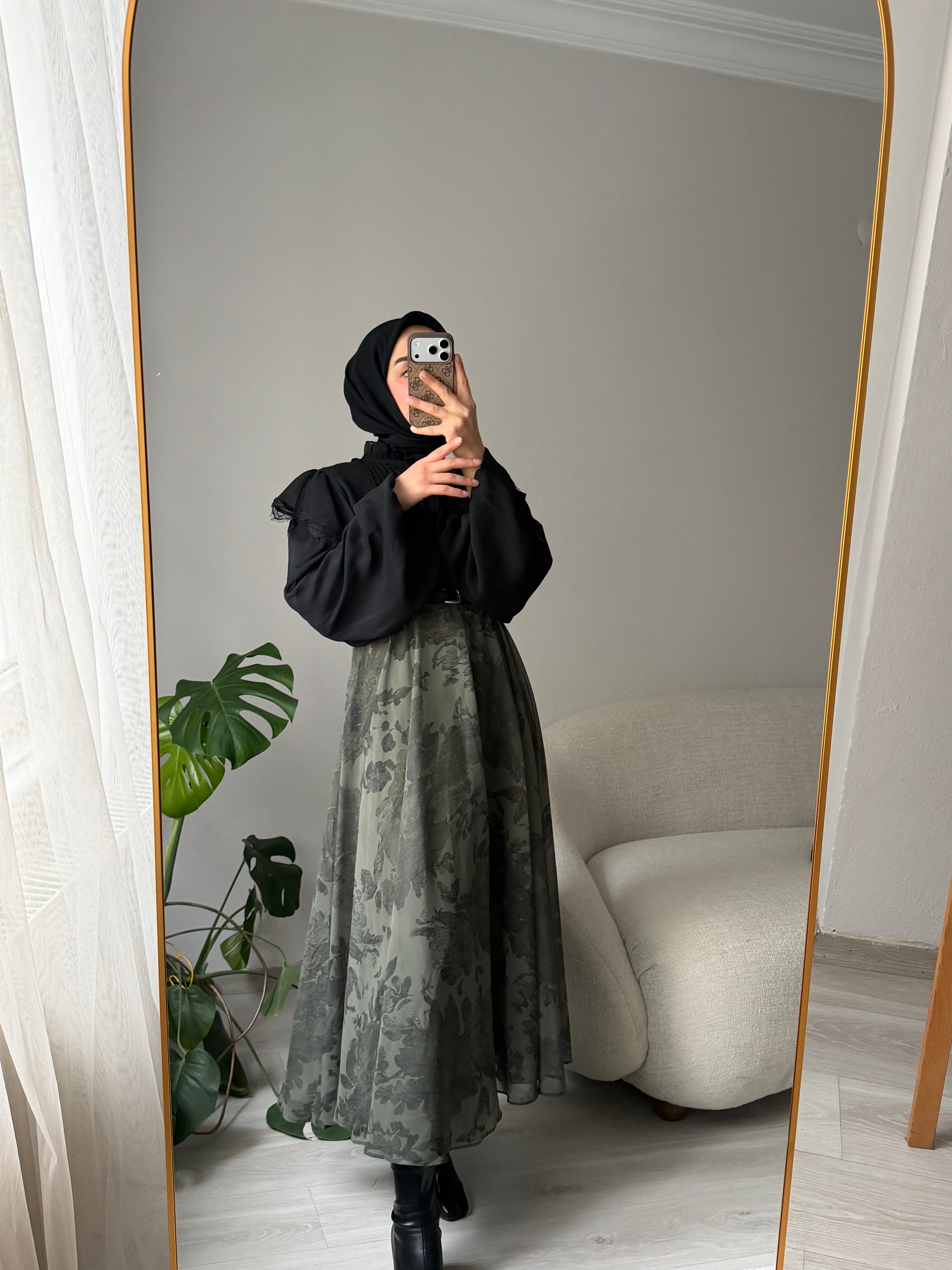 Yeşil Desenli Şifon Kloş Etek