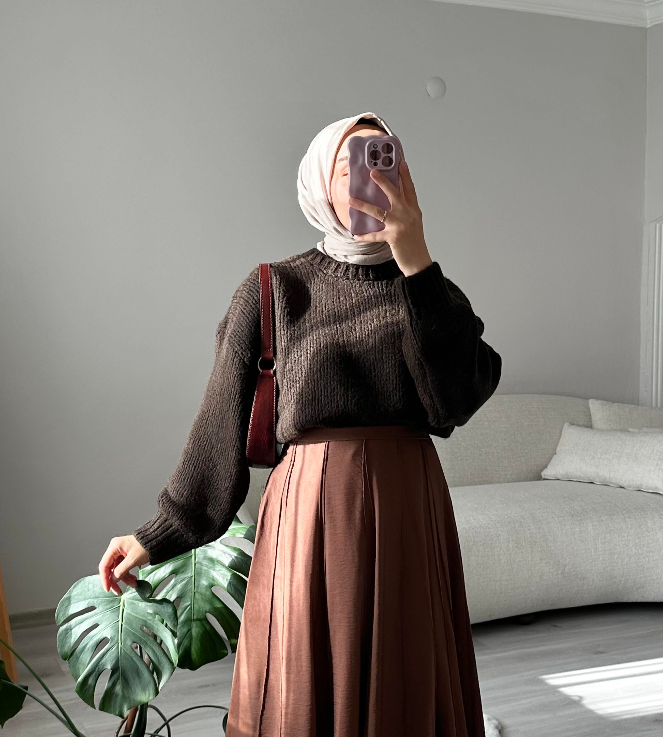 Acı Kahve Balon Kol Triko Kazak