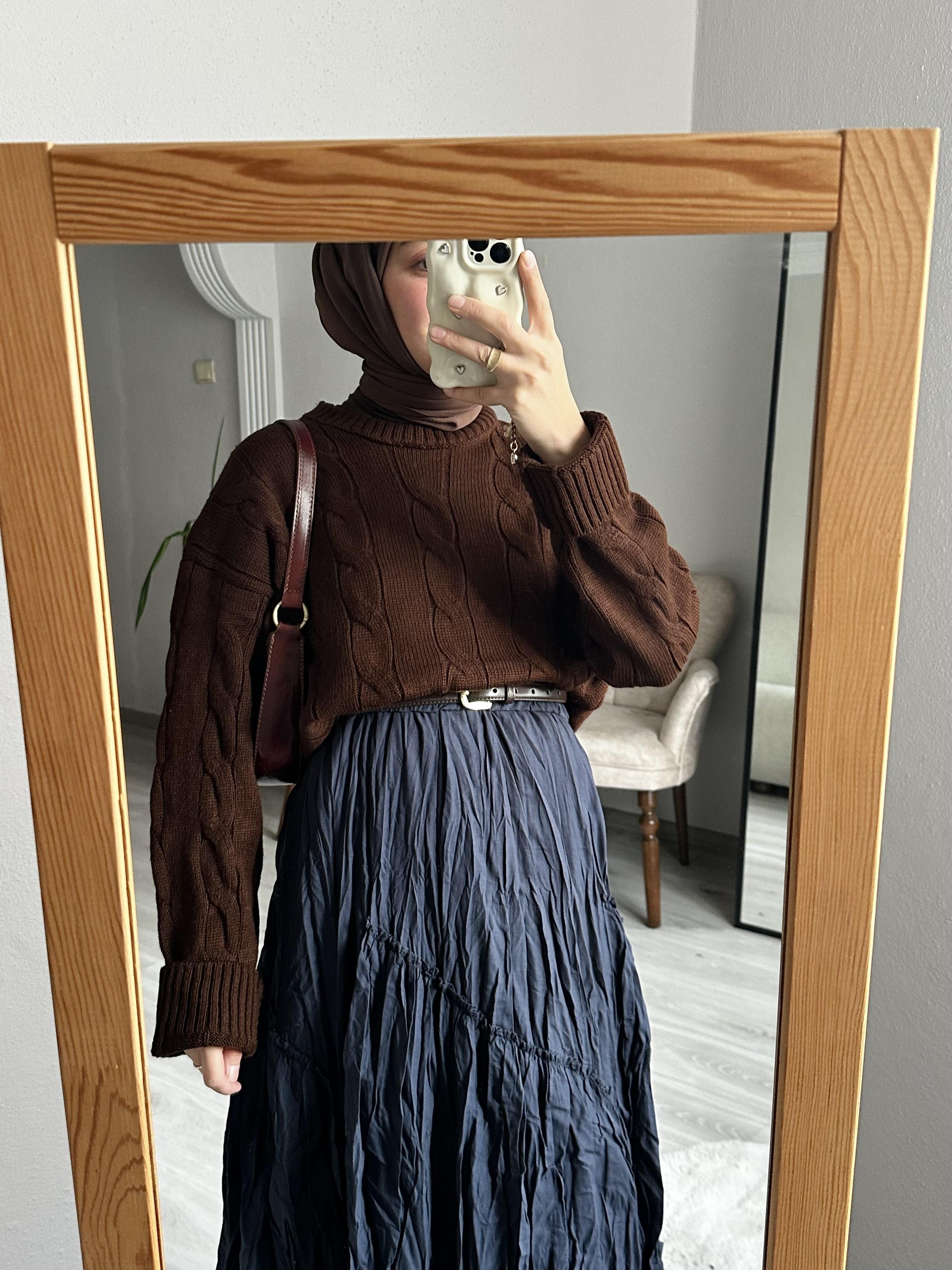 Acı Kahve Saç Örgü Kazak