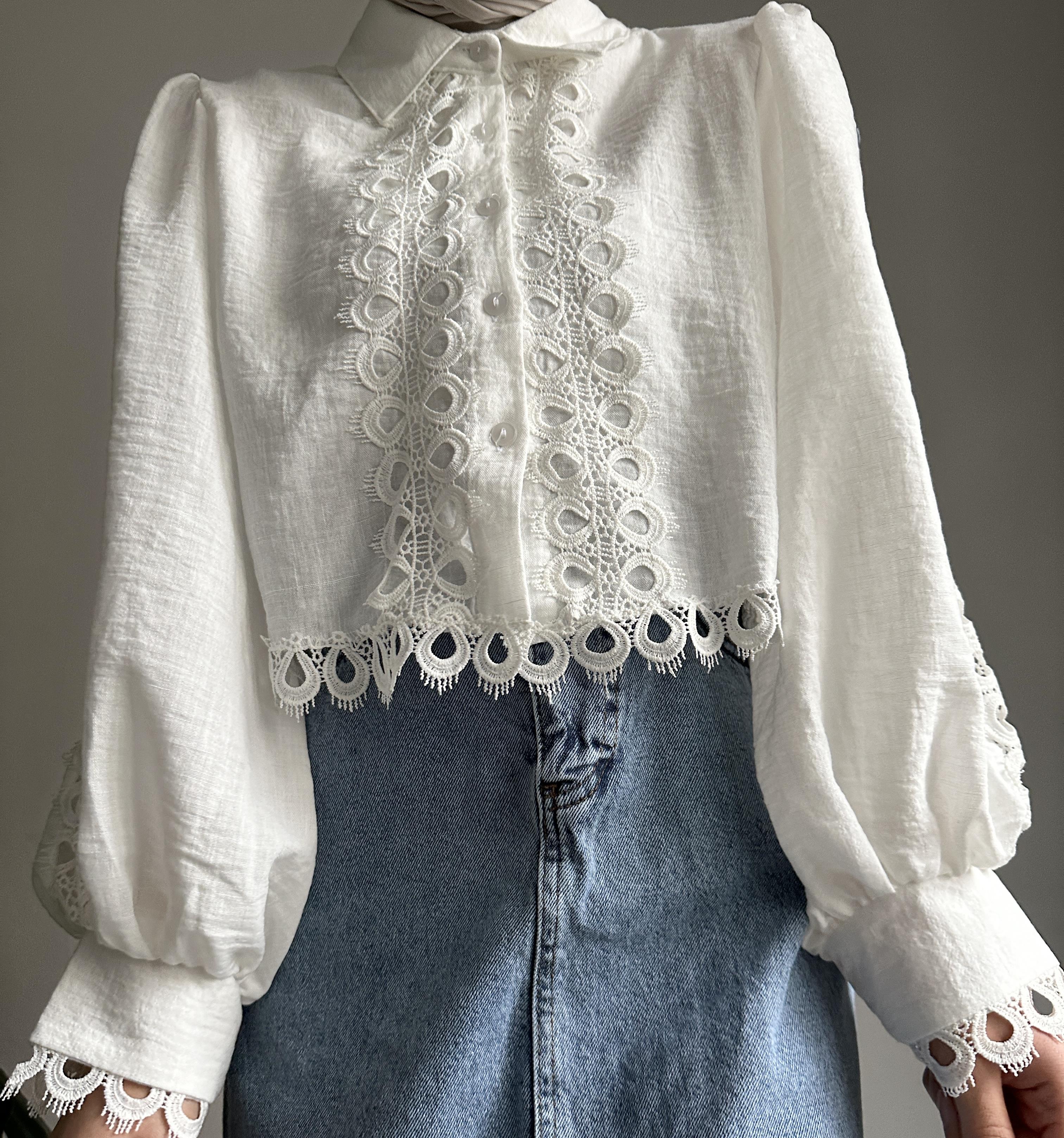 Beyaz Güpürlü Crop Gömlek