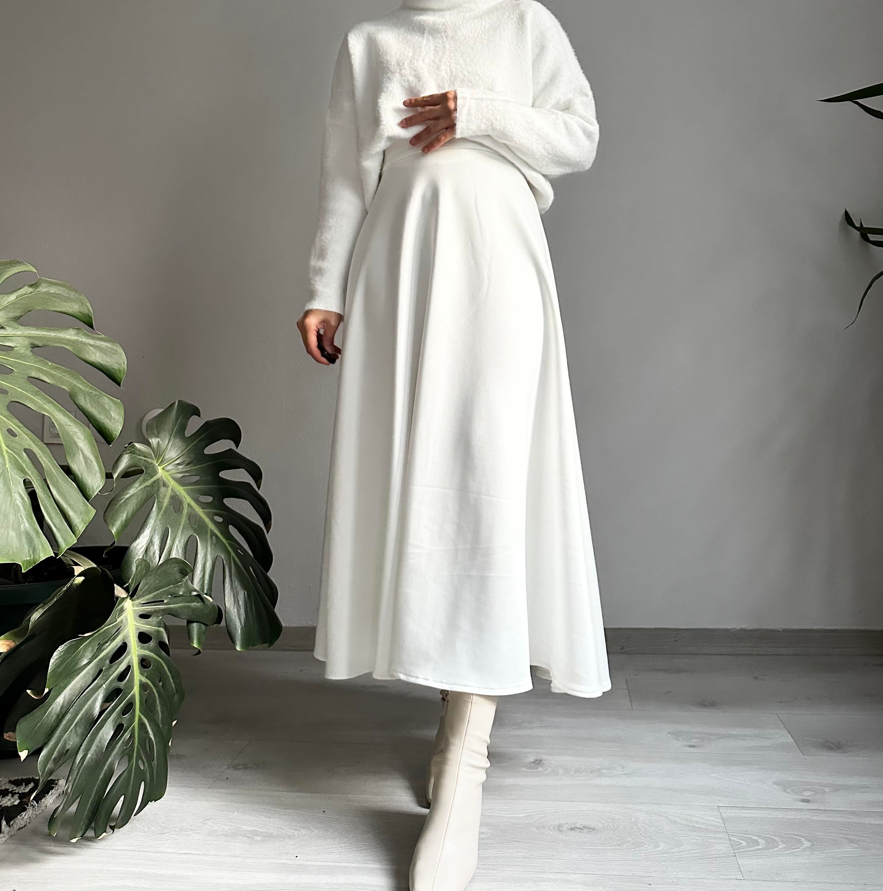 Beyaz Scuba Kloş Etek