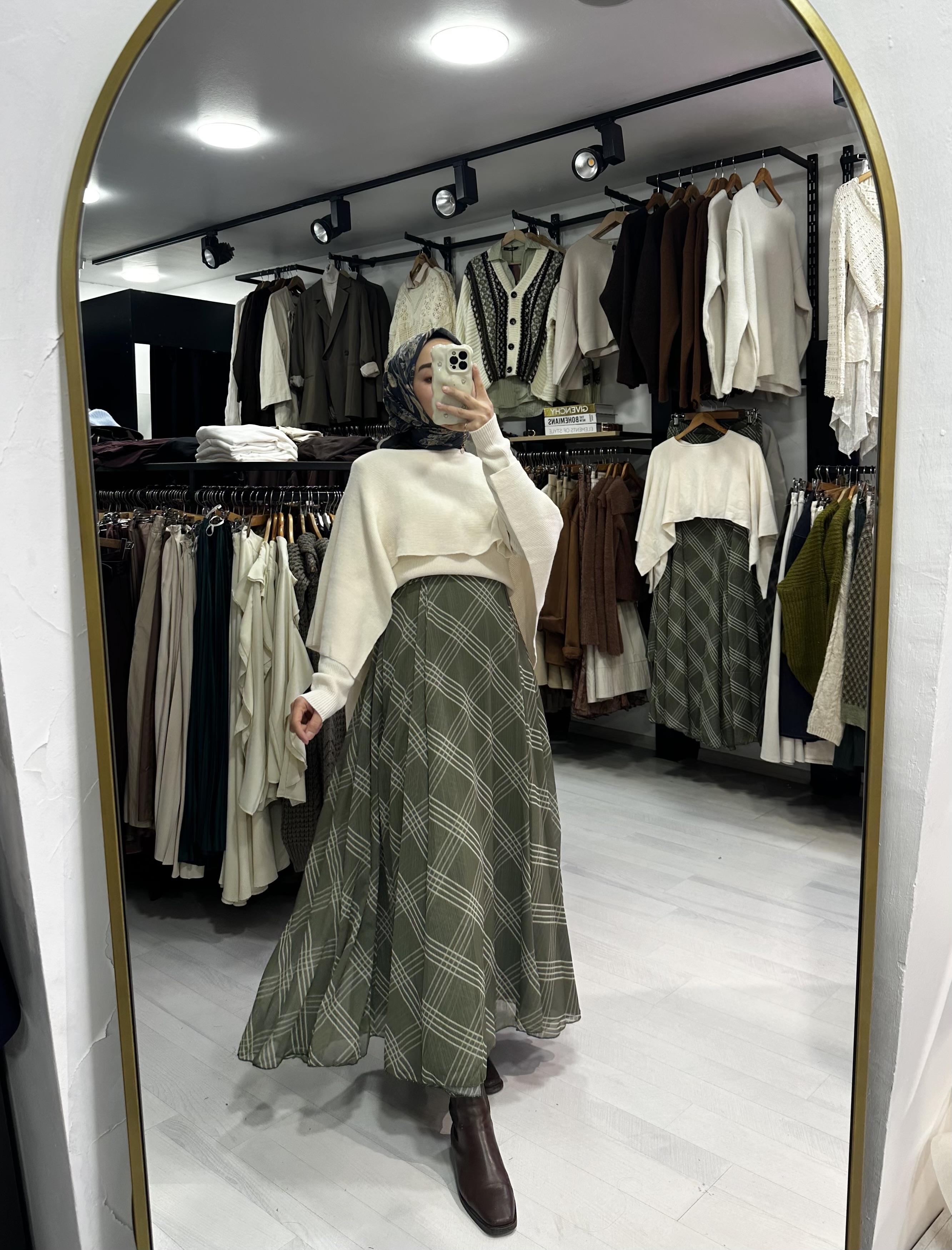 Çağla Ekose Desenli Şifon Etek