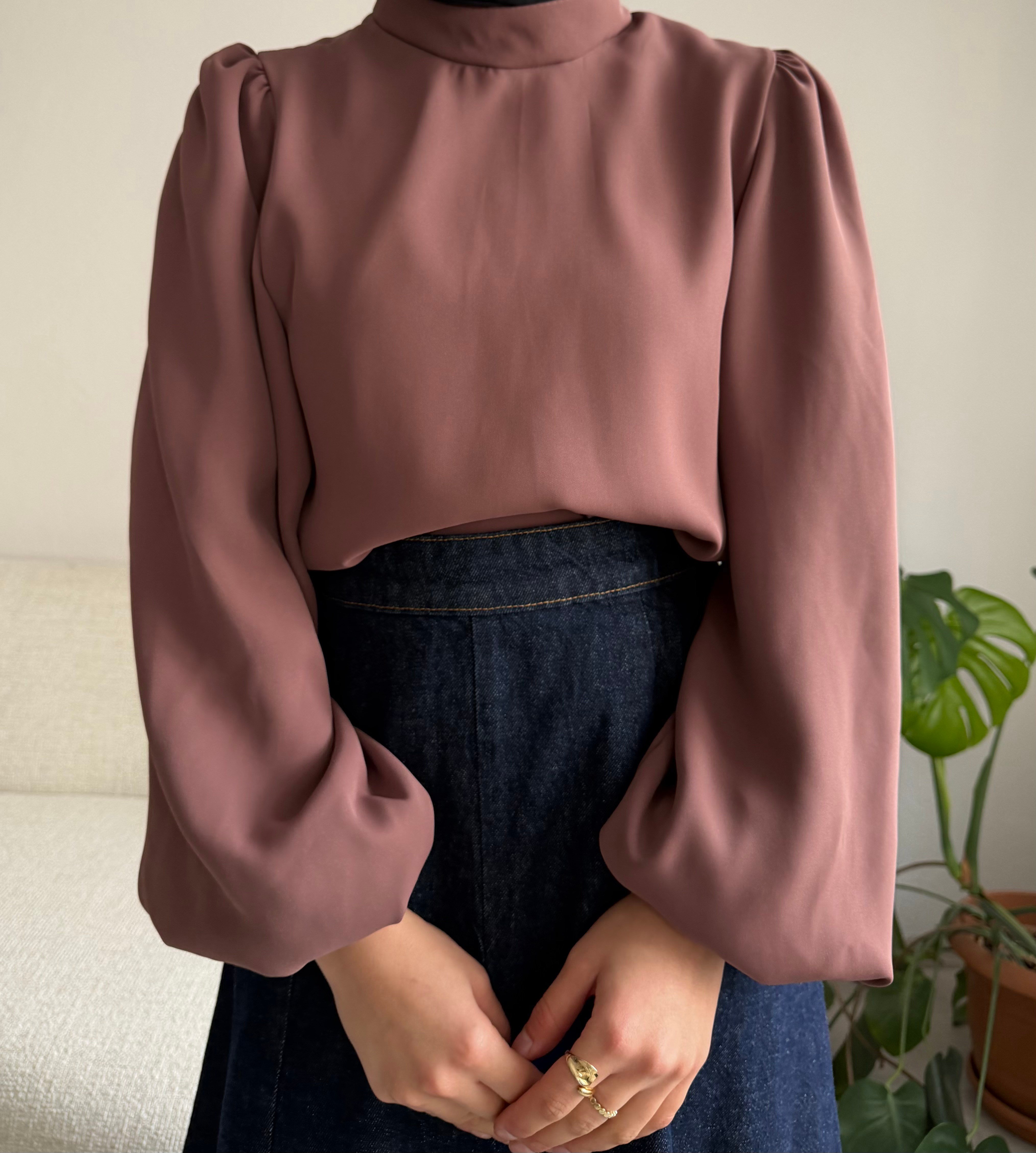 Kahverengi Balon Kol Krep Bluz