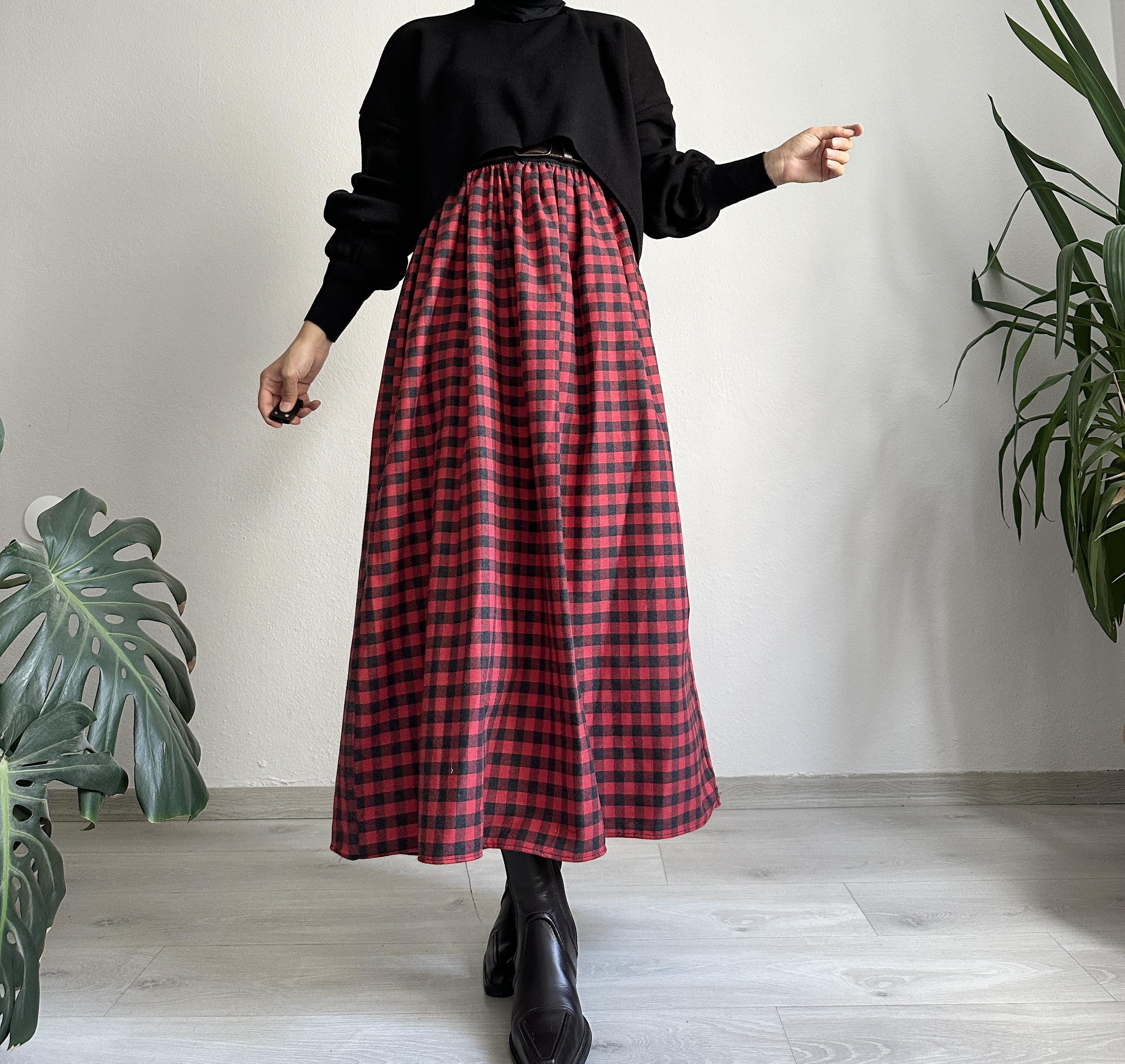 Kırnızı-Gri Ekose Kloş Etek