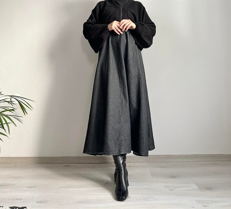 Oltu Black Parçalı Denim Kloş Etek