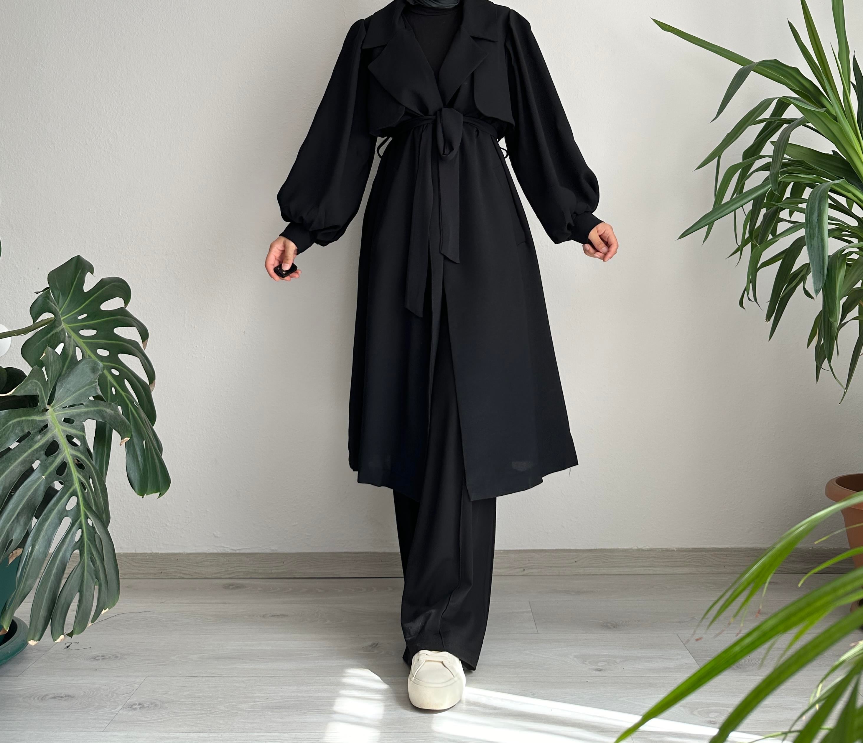 Siyah Balon Kol Krep Trençkot