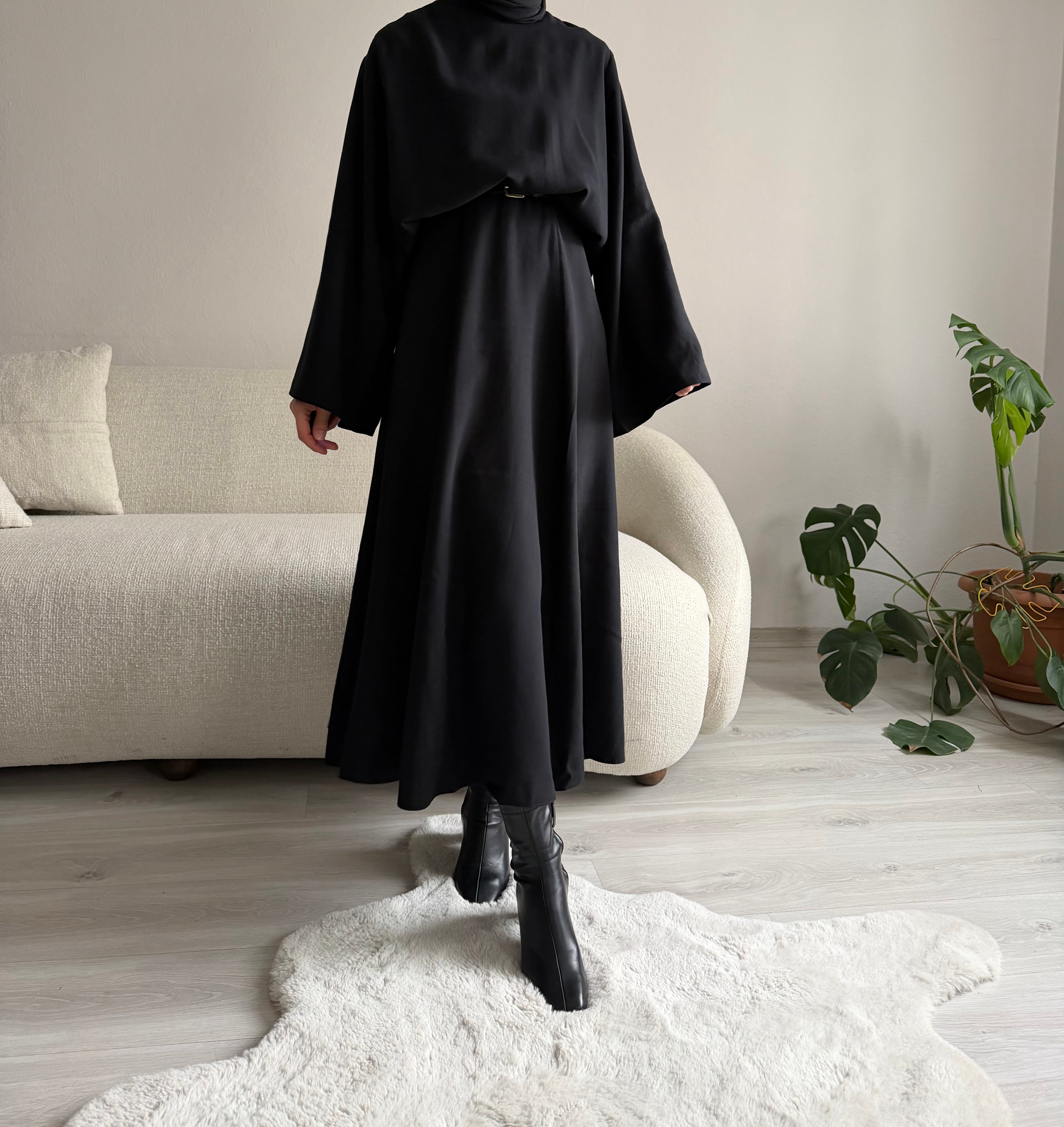 Siyah Viskon Etekli Takım