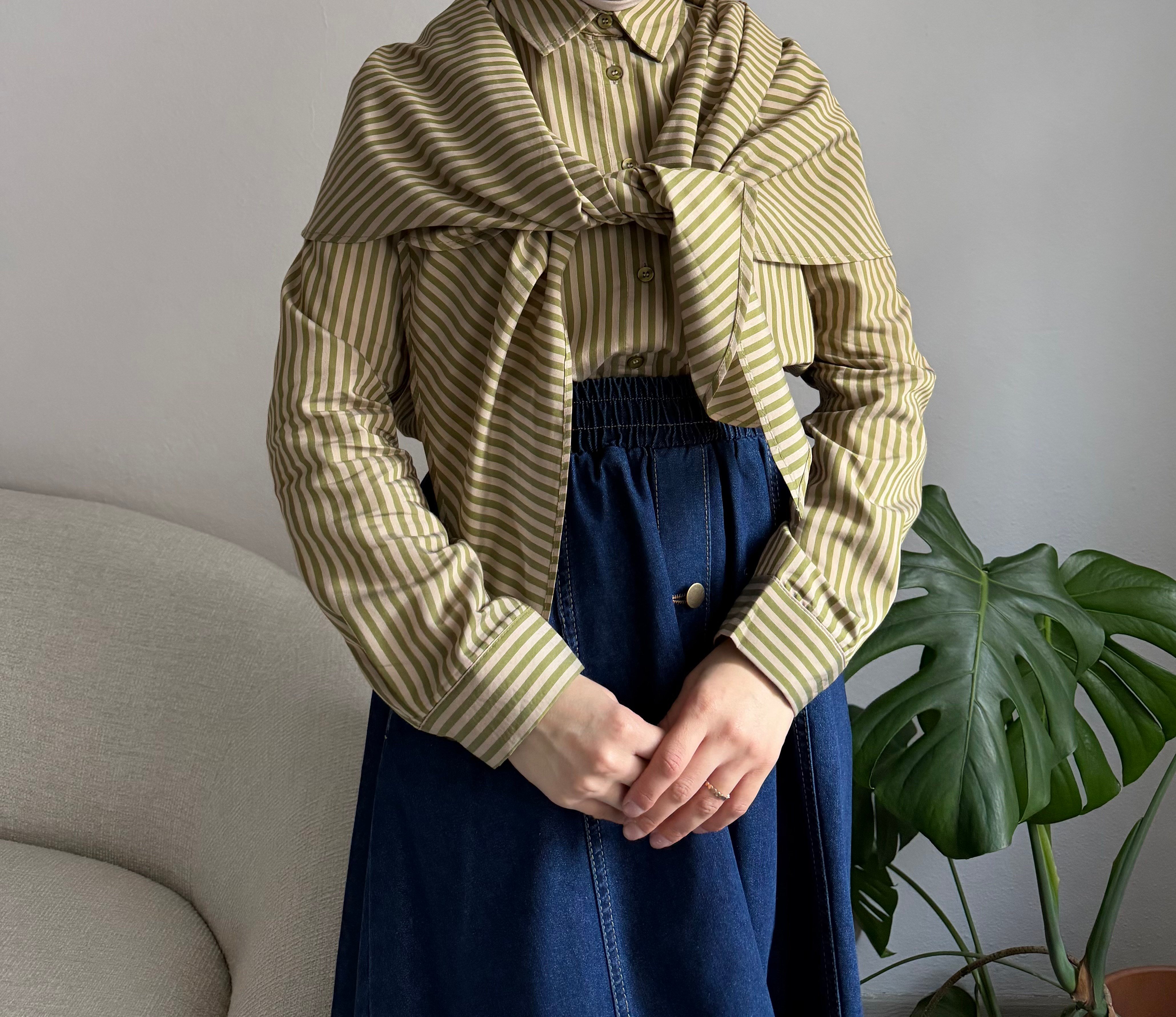 Yeşil Çizgili Şal Detaylı Gömlek