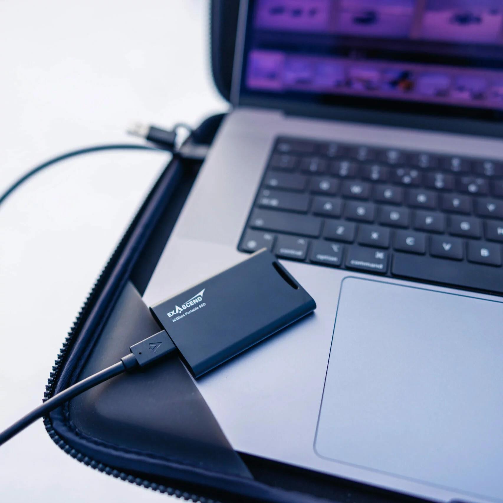 Exascend Element 2TB Portable SSD Type C 20GB/S Black