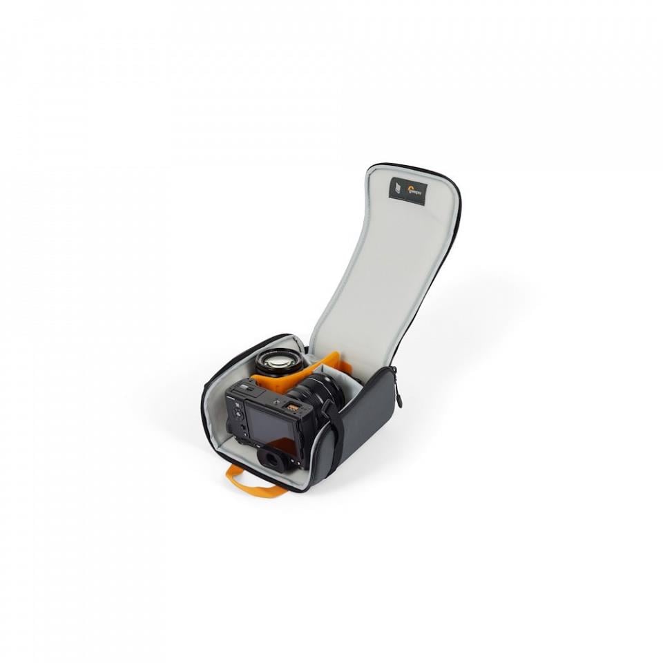 Lowepro Trekker Lite BP 150 AW Sırt Çantası, Siyah