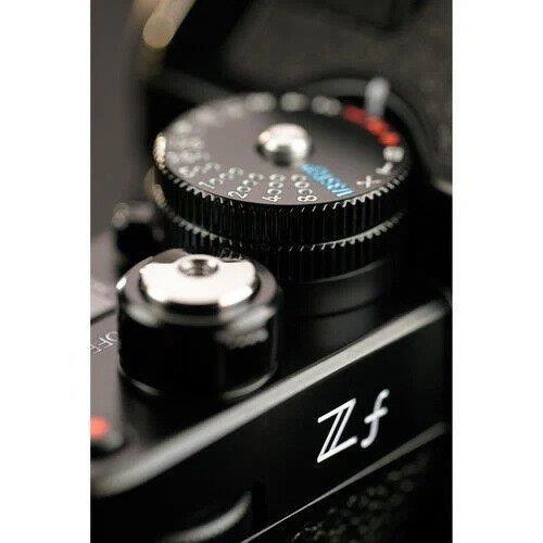 Nikon Zf Aynasız Fotoğraf Makinesi (Gövde)