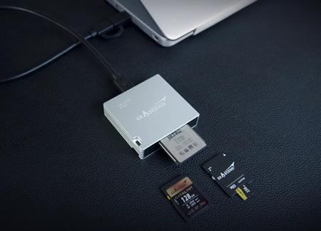 Exascend Essential 4-in-1 – Multi-slot Kart Okuyucu (10 Gbps)