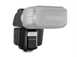 Fujifilm EF-60 TTL Flaş