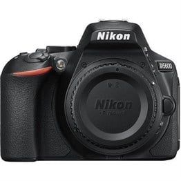 Nikon D5600 Body Fotoğraf Makinesi