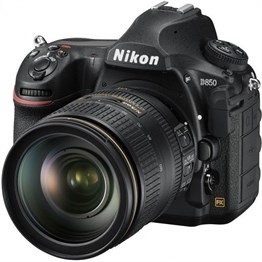 Nikon D850 + 24-120mm f/4 VR Lens Kit