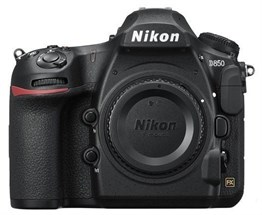 Nikon D850 + 24-120mm f/4 VR Lens Kit