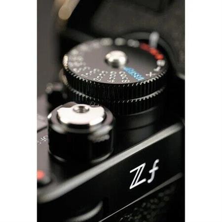 Nikon Zf Aynasız Fotoğraf Makinesi (Gövde)