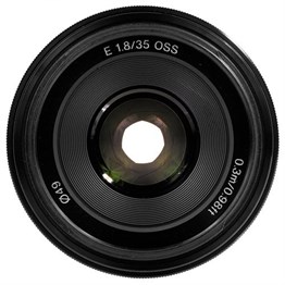 Sony SEL 35mm F/1.8 OSS Lens