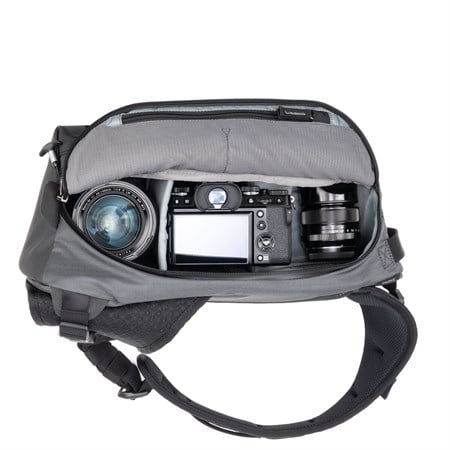 Think Tank PhotoCross 11L Kamera Sling Çantası (Siyah)