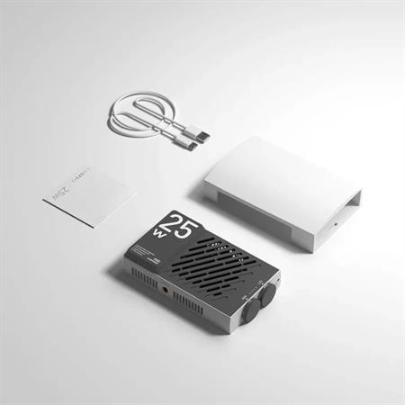 ZHIYUN CINEPEER CM25 FILL LIGHT