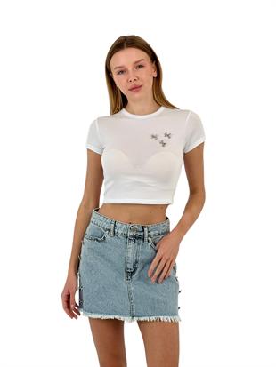 15637-12 TSHIRT FİYONK DÜĞME AKSESUARLI