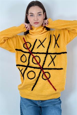 Kadın Balıkçı Yaka XOX Nakışlı Oversize Sarı Triko Kazak