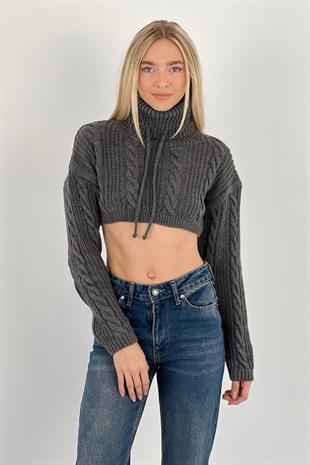 Kadın Balıkçı Yaka Saç Örgülü Crop Kazak
