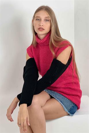 Kadın Boğazlı Omzu Açık Oversize Uzun Fuşya Triko Kazak