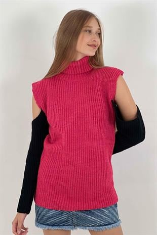 Kadın Boğazlı Omzu Açık Oversize Uzun Fuşya Triko Kazak