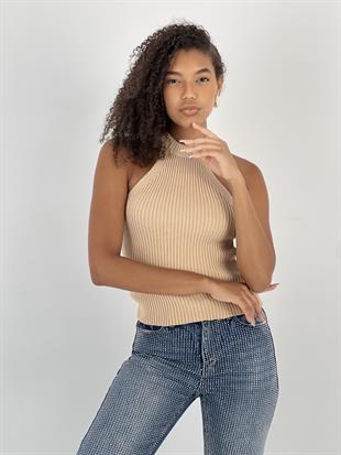 Kadın Boğazlı Yaka Kolsuz Fitilli Bej Crop Triko Bluz