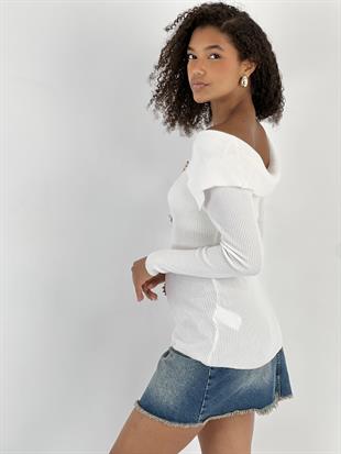 Kadın Geniş Yaka Figür Düğmeli Ekru Triko