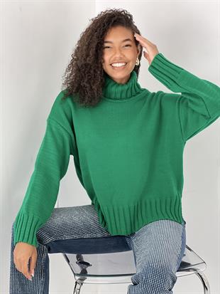 Kadın Kısa Kesim Boğazlı Yeşil Triko Kazak