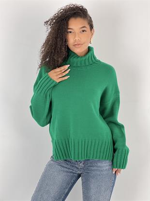 Kadın Kısa Kesim Boğazlı Yeşil Triko Kazak