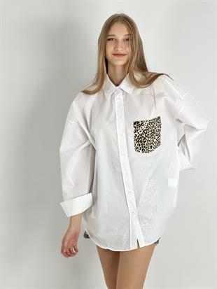 Kadın Leopar Varaklı Cep Detaylı Oversize Gömlek - Beyaz