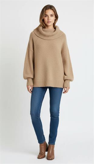 Kadın Madonna Yaka Bej Triko Kazak