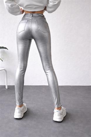 Kadın Metalik Gümüş Denim Esnek Dar Paça Pantolon