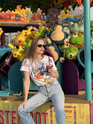 Kadın Meyve Baskılı Kısa Kollu Yazlık Beyaz Tişört